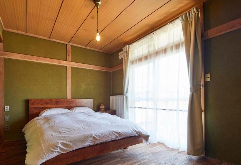 스탠다드 룸 공동 욕실, Haku Hostel