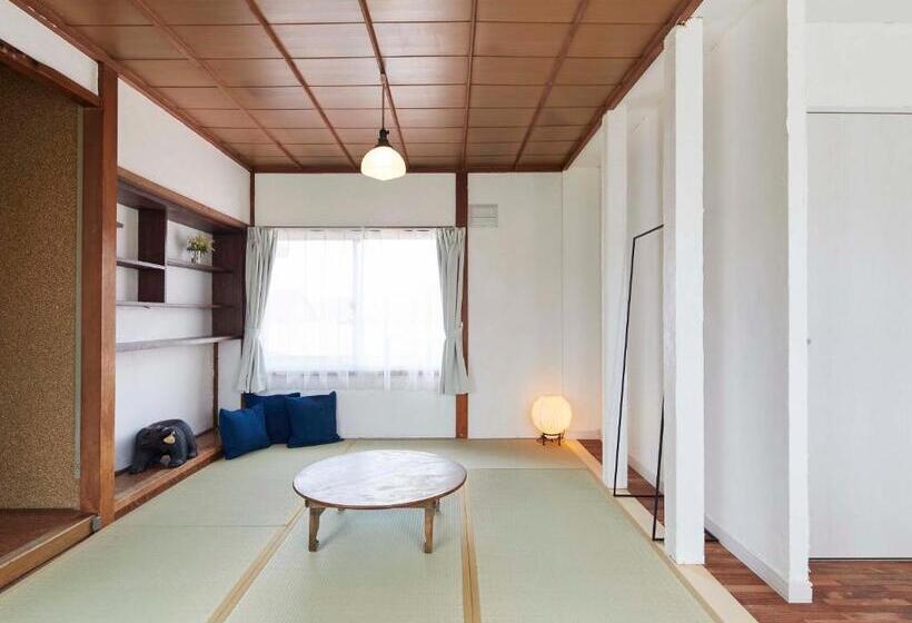 高级家庭房间, Haku Hostel