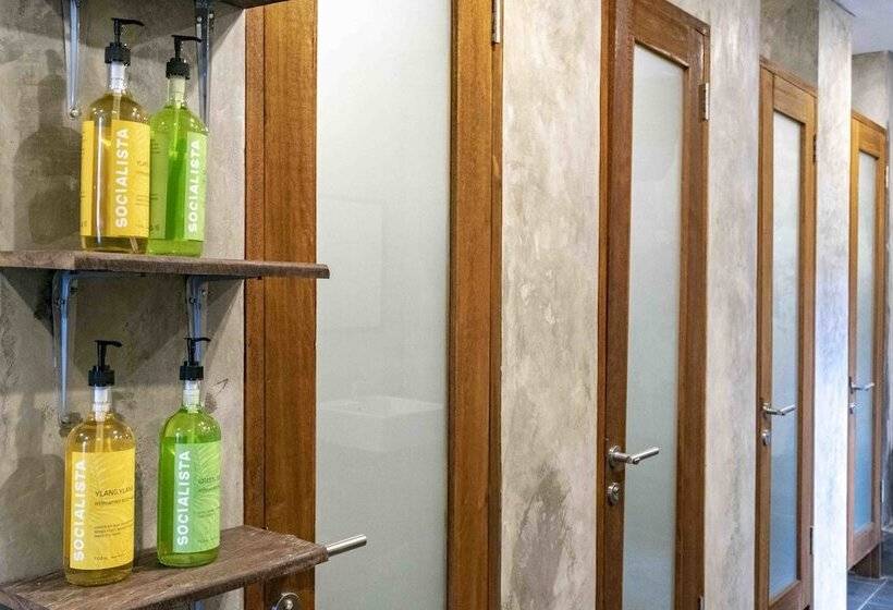 ルームシェアのワンベッド, Socialista Lifestyle Hostel