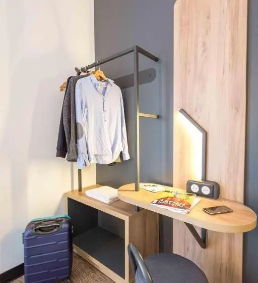 スタンダード4人部屋, B&b Hotel Sainte Maxime Golfe De Saint Tropez
