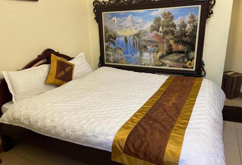 اتاق استاندارد, Thang Long