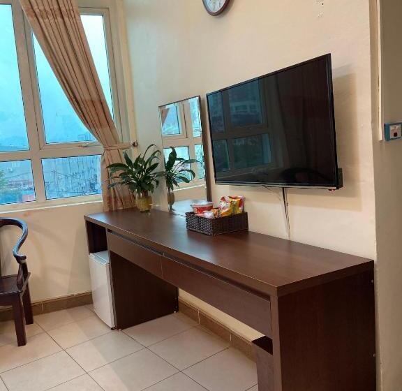 اتاق استاندارد با بالکن, Thang Long