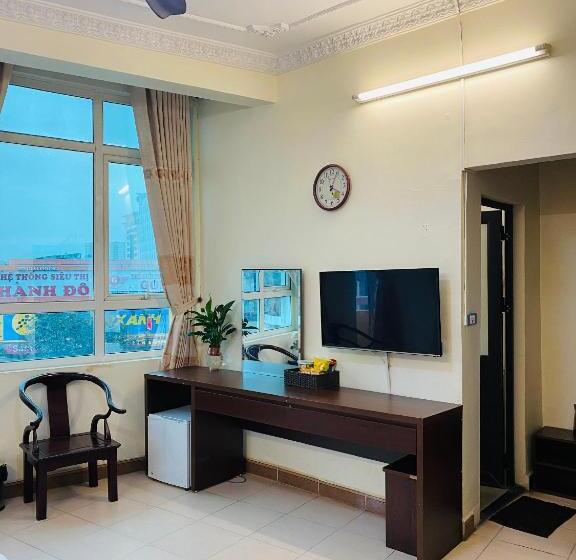 اتاق استاندارد با بالکن, Thang Long