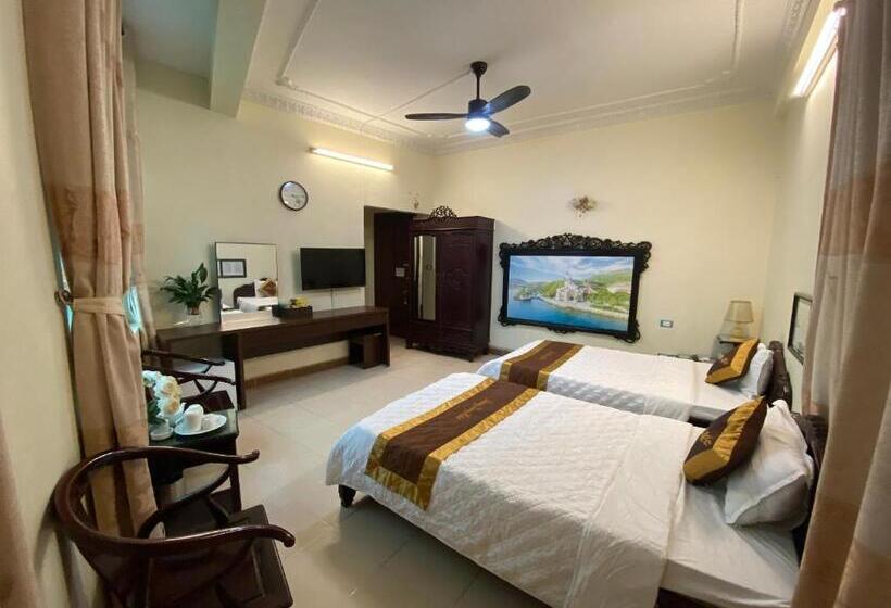 اتاق استاندارد با بالکن, Thang Long