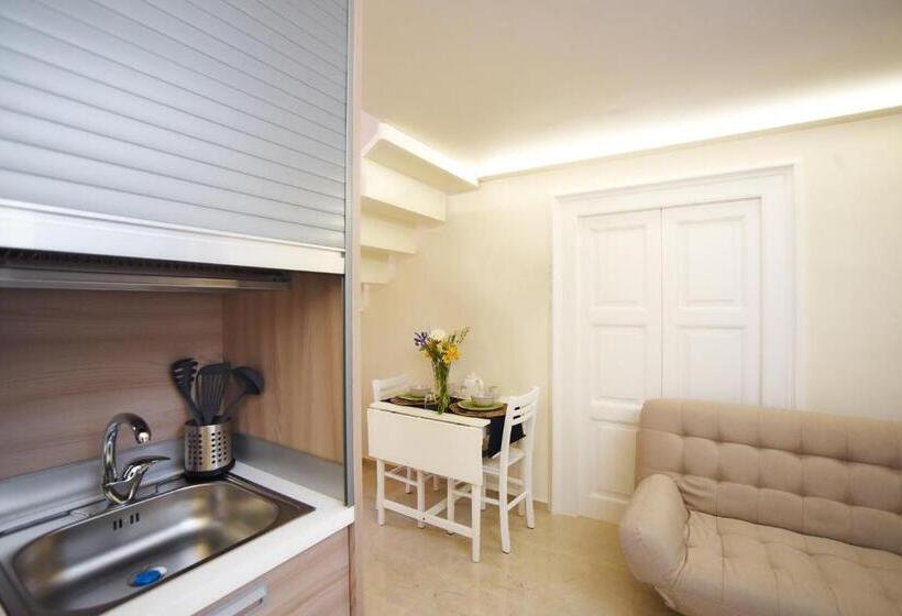 スタンダードルーム, Kapsott B&b