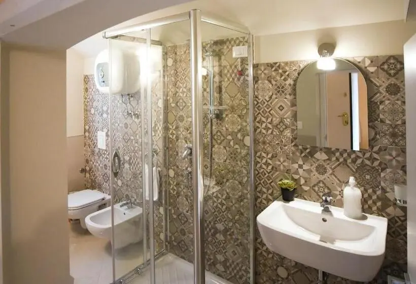 Superior-huone, Kapsott B&b