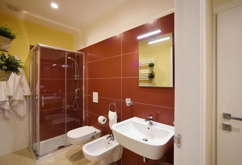 デラックスルーム, Kapsott B&b