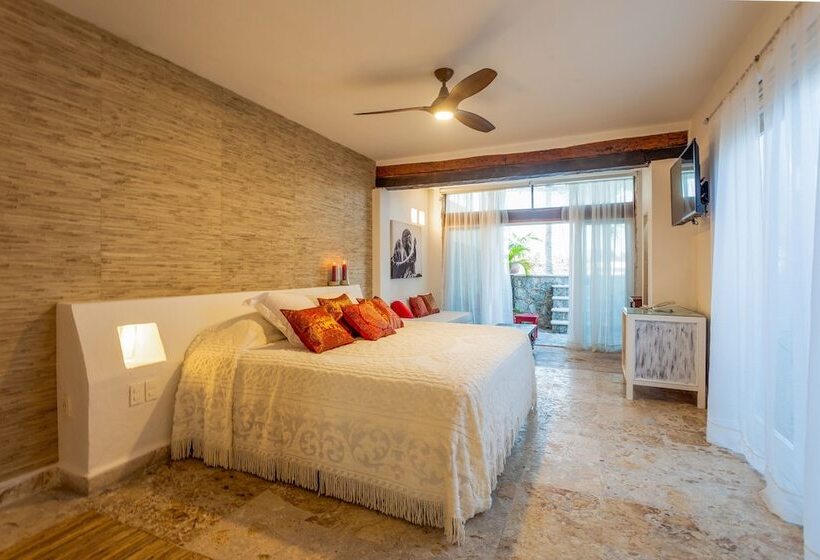 套房配有游泳池, Lotus Beach Hotel   Adults Only