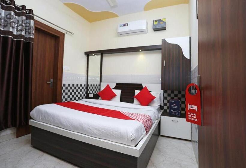 基本间, Oyo 30451 Hotel Yaduvanshi