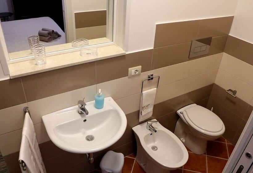 Номер Стандарт Трехместный, B&b Artemisia