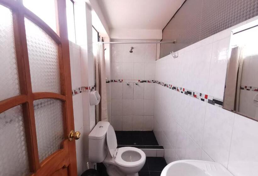 キングサイズベッドのスタンダードルーム, Hostal Apu Qhawarina