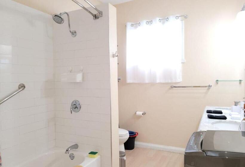 Deluxe Suite King Bed, Keep Cool Guesthouse