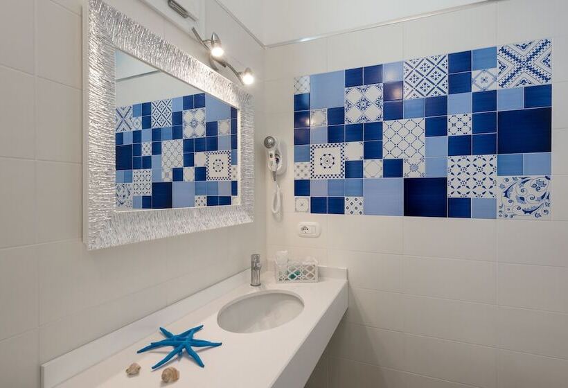 חדר סופריור לארבעה, Le Gemelle Boutique