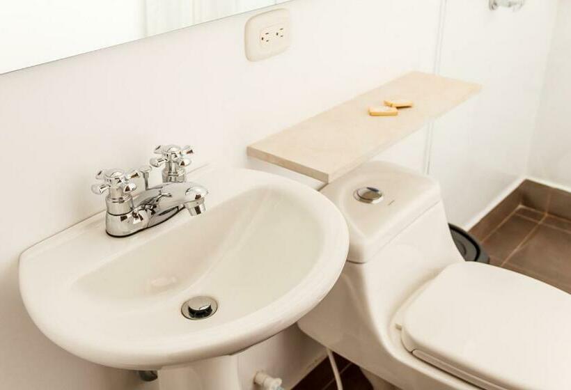 חדר משפחתי, Casa Suite Curiti