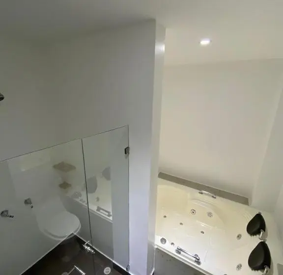 ファミリールーム, Casa Suite Curiti