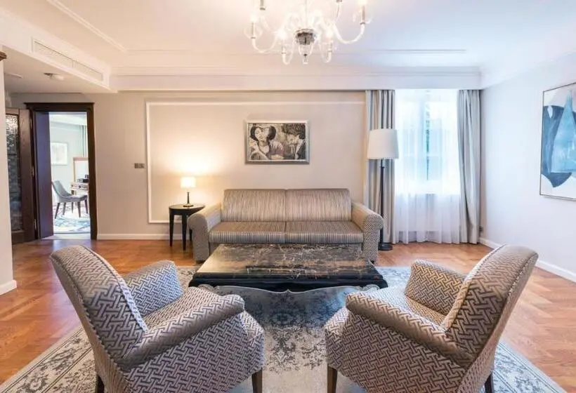 スイート, Palace Art Hotel Pezinok