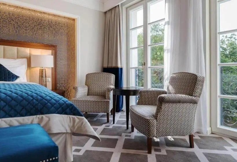 キングサイズベッドのスタンダードルーム, Palace Art Hotel Pezinok