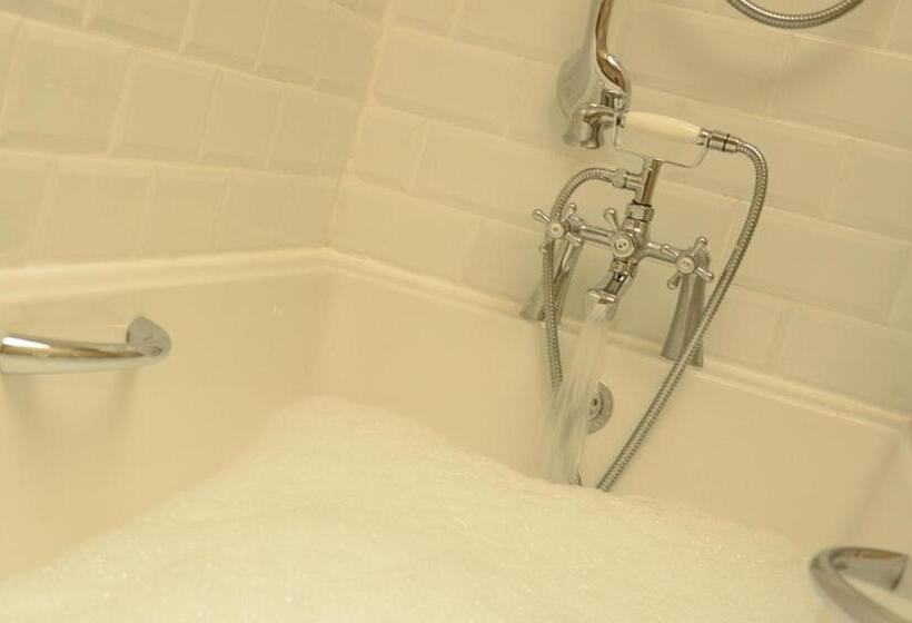 Chambre Standard Individuelle, Scourie