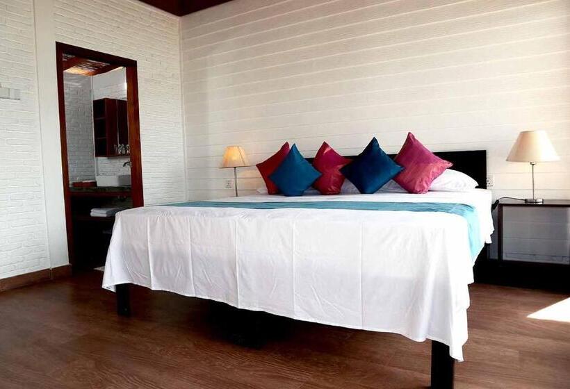 스탠다드 룸, White Sands Beach Resort Lembeh