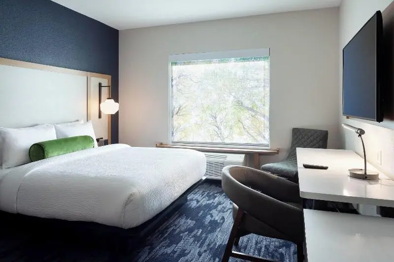 キングサイズベッドのスタンダードルーム, Fairfield Inn & Suites By Marriott Wellington West Palm Beach