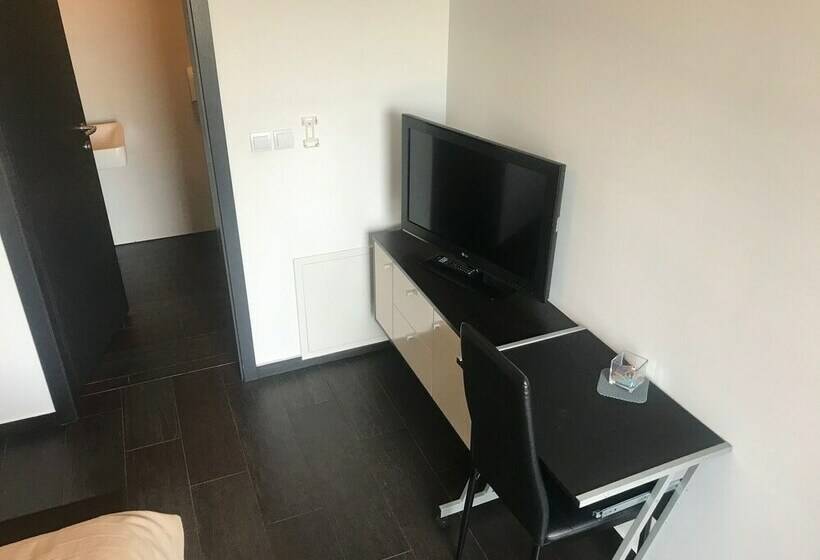 اتاق استاندارد, Raceland Krško