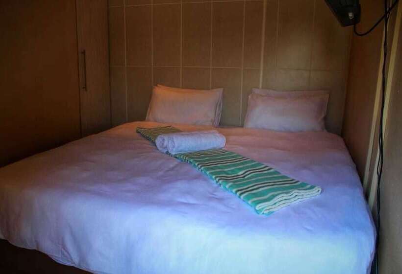 Номер Стандарт, Legae Larona