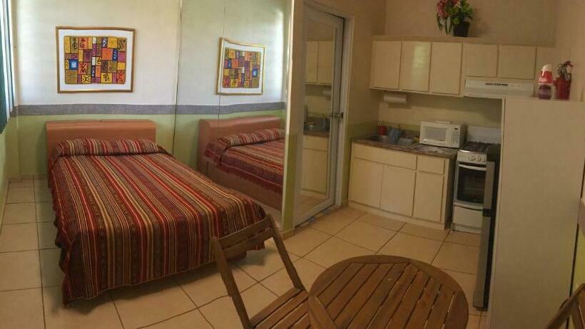 اتاق اکونومی, Yukayeke Playa Resort