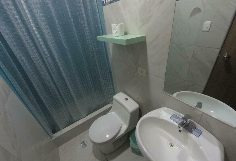 اتاق استاندارد یک نفره, Fragata Camaná