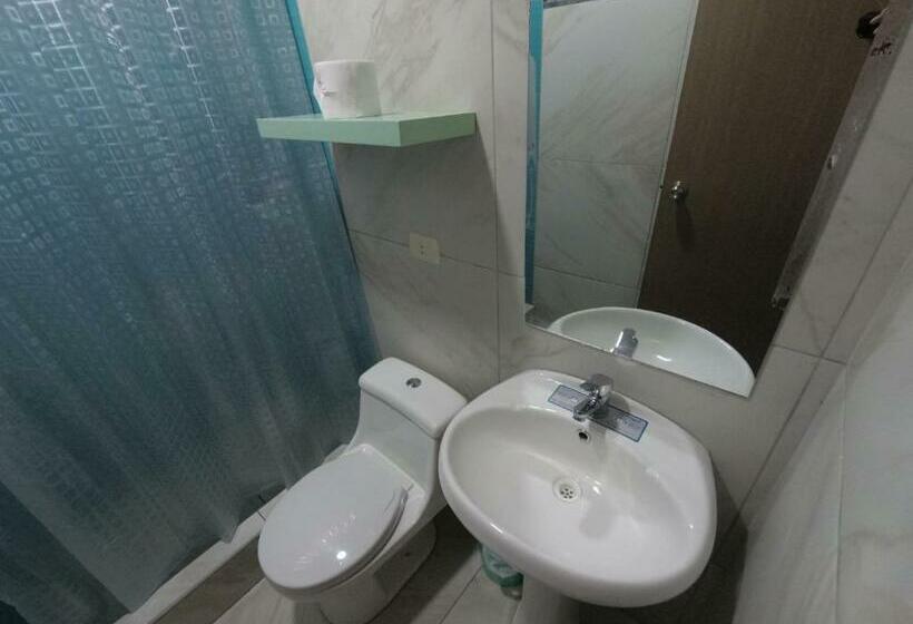 اتاق خانوادگی, Fragata Camaná