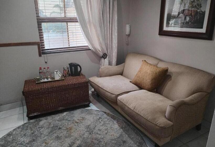 家庭间, Hole In One