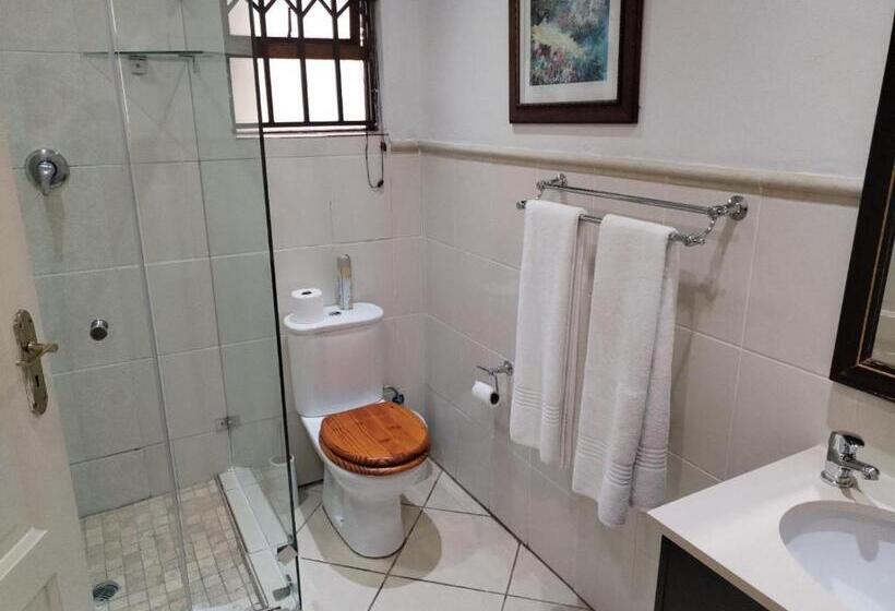 豪华房间, Hole In One