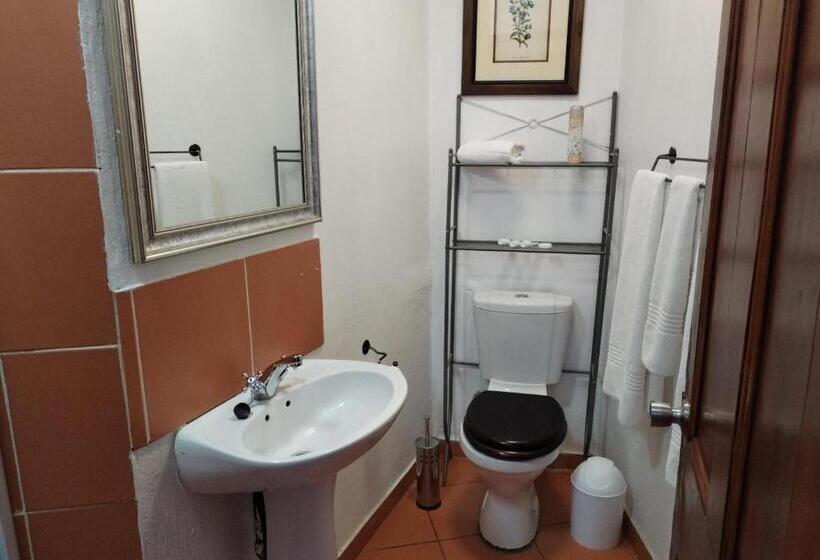 高级大房间, Hole In One