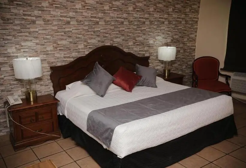 Deluxe Kolmen Hengen Huone, Posada Santa Fe