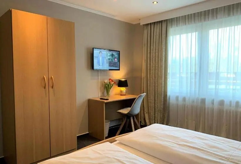 Standard Room, Restaurant Fuchs