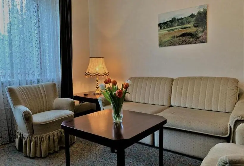 Family Room, Restaurant Fuchs