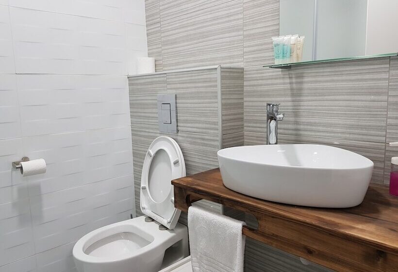 Standart Oda, Airport Guest House