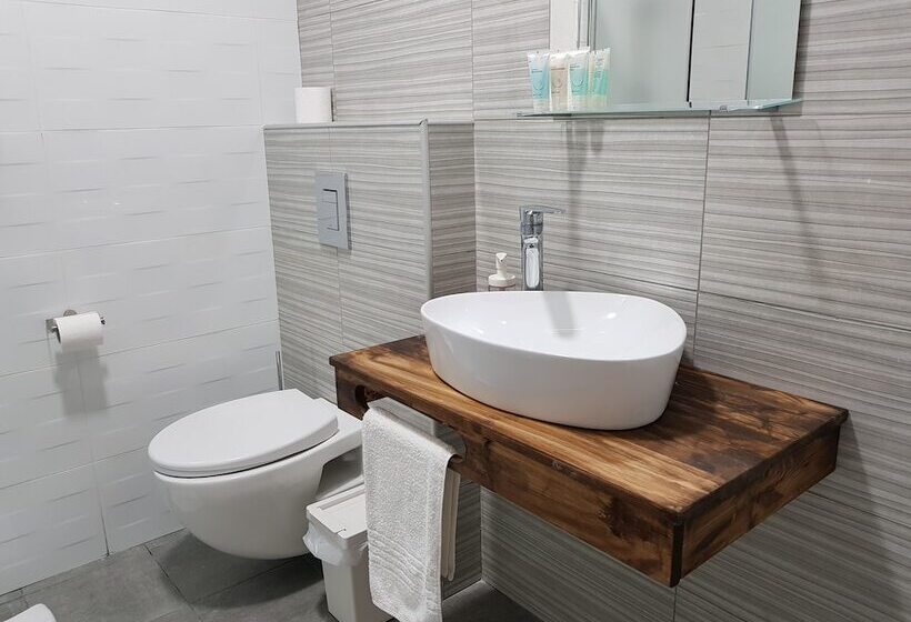 1 Yatak Odalı Daire, Airport Guest House