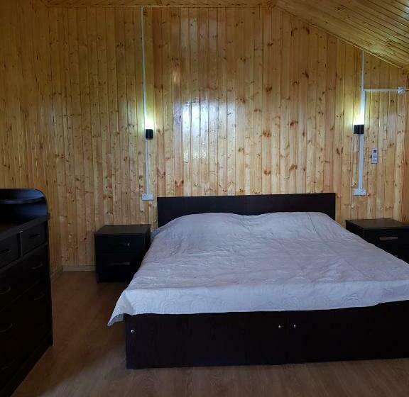 اتاق استاندارد سه نفره, Anaklia Guest House