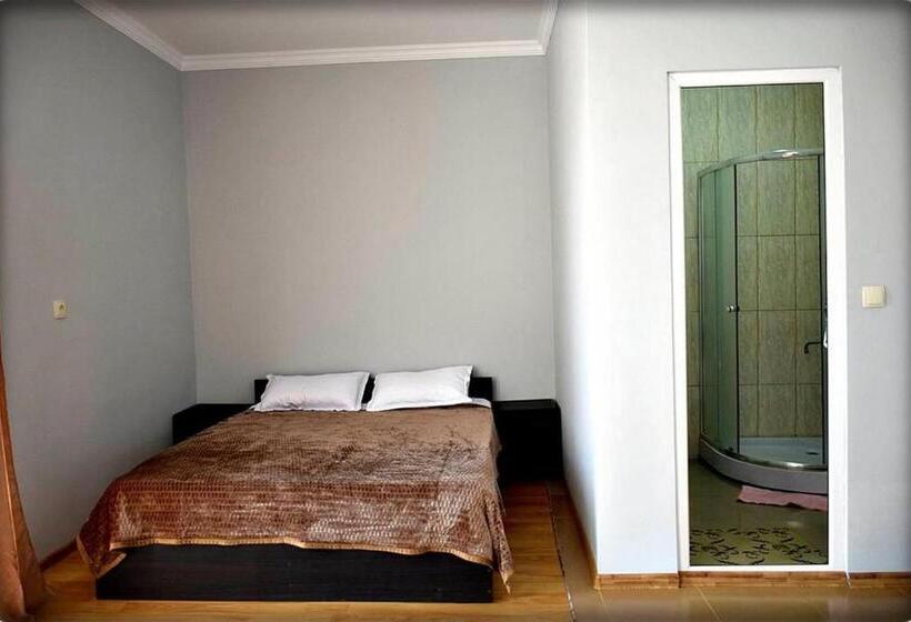 اتاق استاندارد, Guest House Qedi
