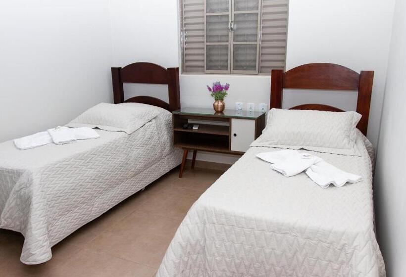 غرفة قياسية, Pousada Carlitos