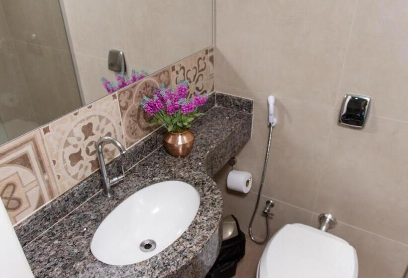 جناح سوبيريور, Pousada Carlitos