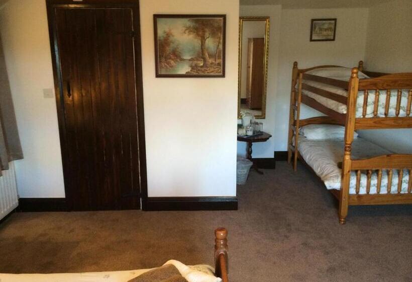 ファミリールーム, Stone Cottage