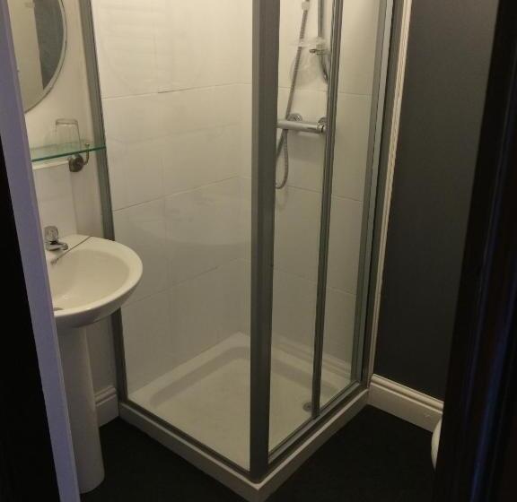 غرفة قياسية, Stone Cottage