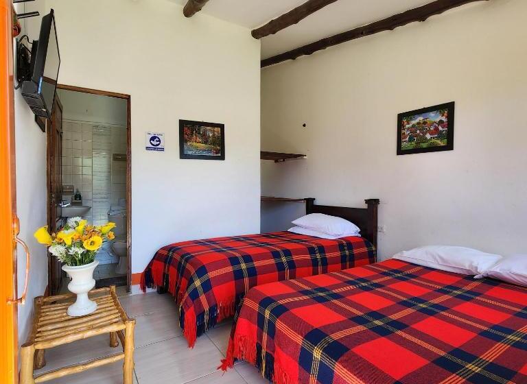 Номер Стандарт Вид на Горы, Posada Turistica Nakku