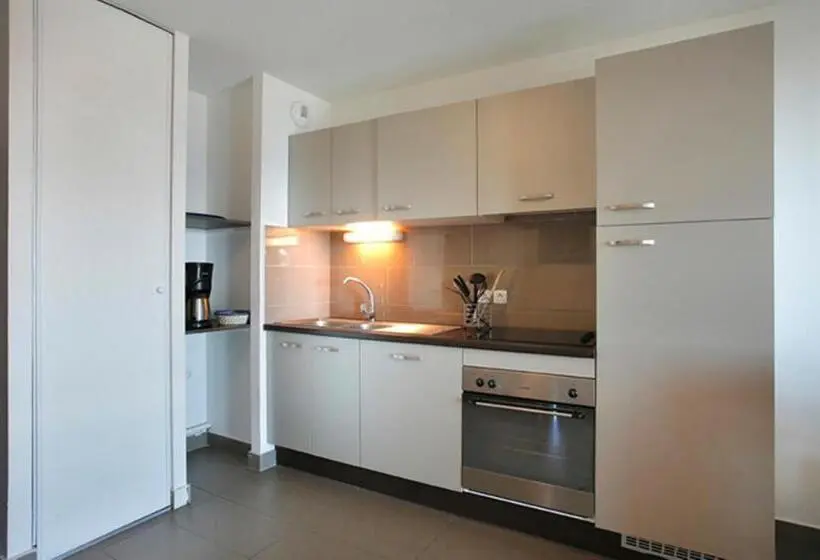 إستوديو قياسى, Résidence Le Pic De L Ours