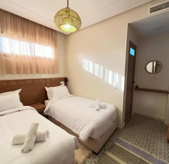 デラックスルーム, Paradise Blue Wave Hostel   Guest House
