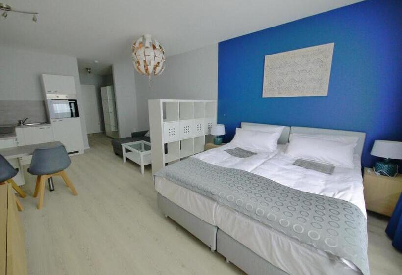 Апартаменты 1 Спальня, Blue River Side