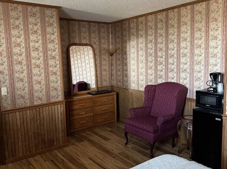 デラックスルーム, Fenway House