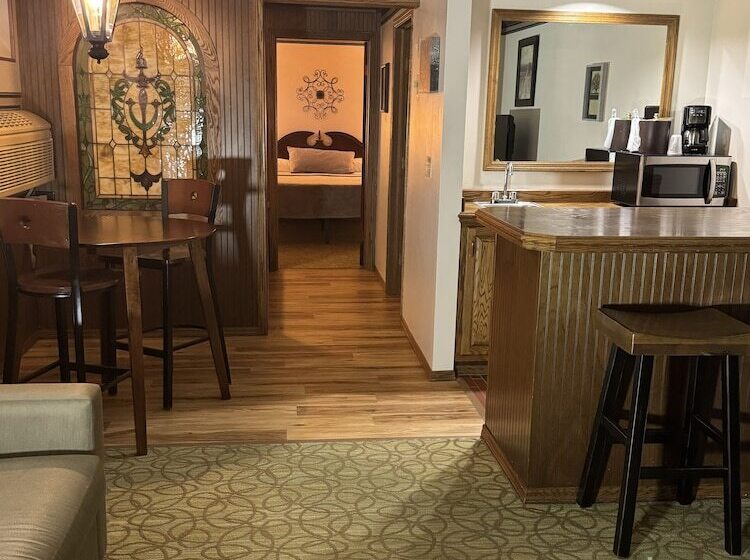 غرفة ديلوكس, Fenway House