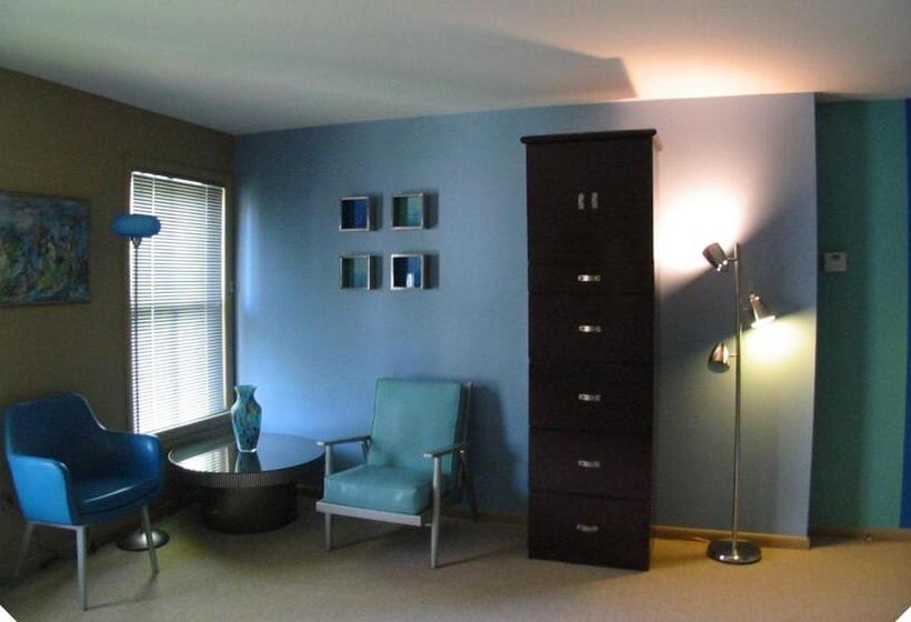 Люкс 2 Спальни, The Roxbury